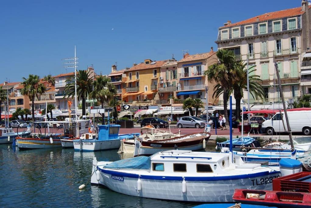 Tres Bel Appartement Climatise Terrasse Et Vue Mer Bandol Kültér fotó